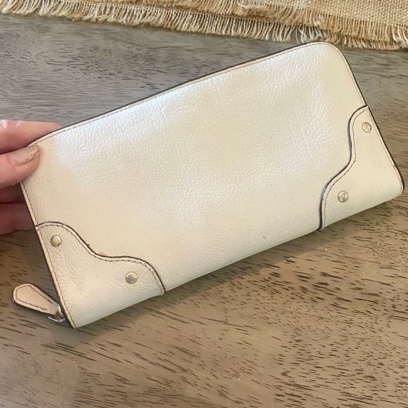 COACH Mercer Accordion Long Zip Wallet Grain Leather | EUC | MSRP $500 on Coach - Picture 7 of 10